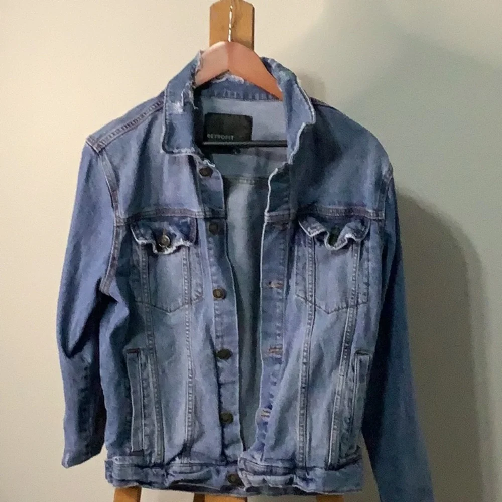 Retrofit Light Blue Denim Jacket - Picture 2 of 13